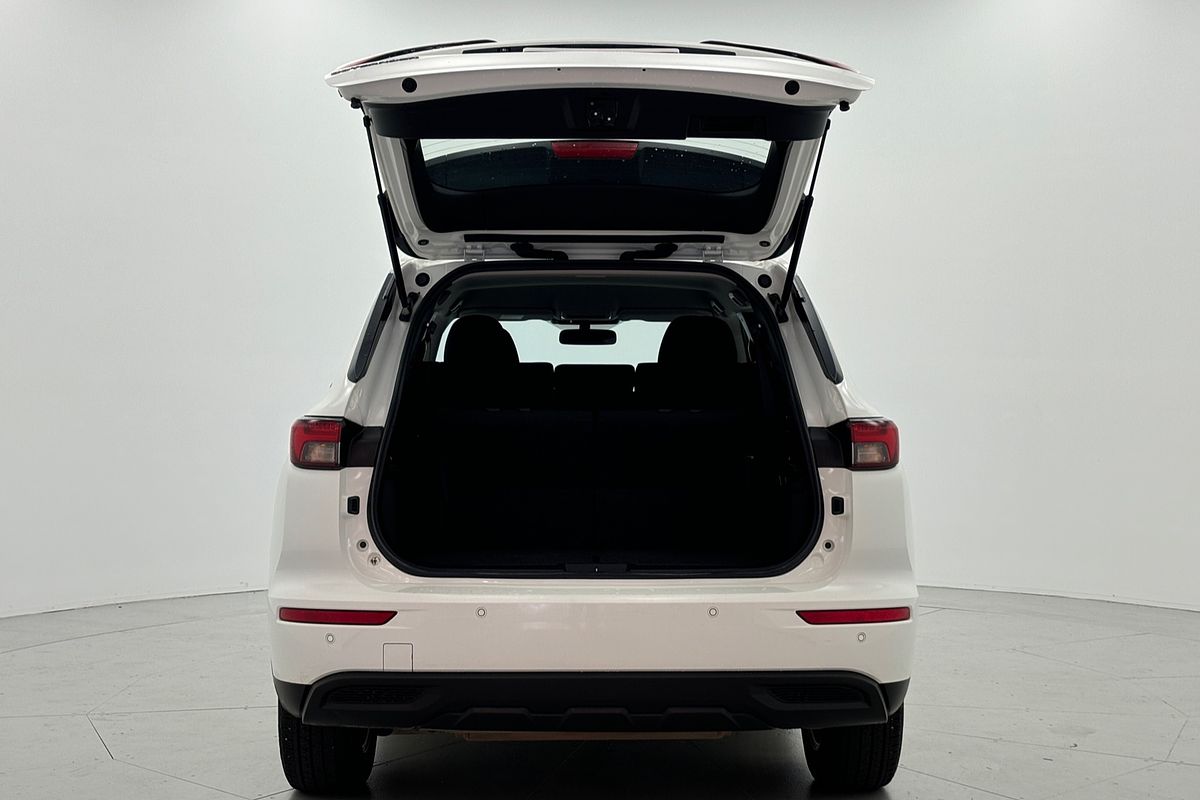 2022 Mitsubishi Outlander ES ZM