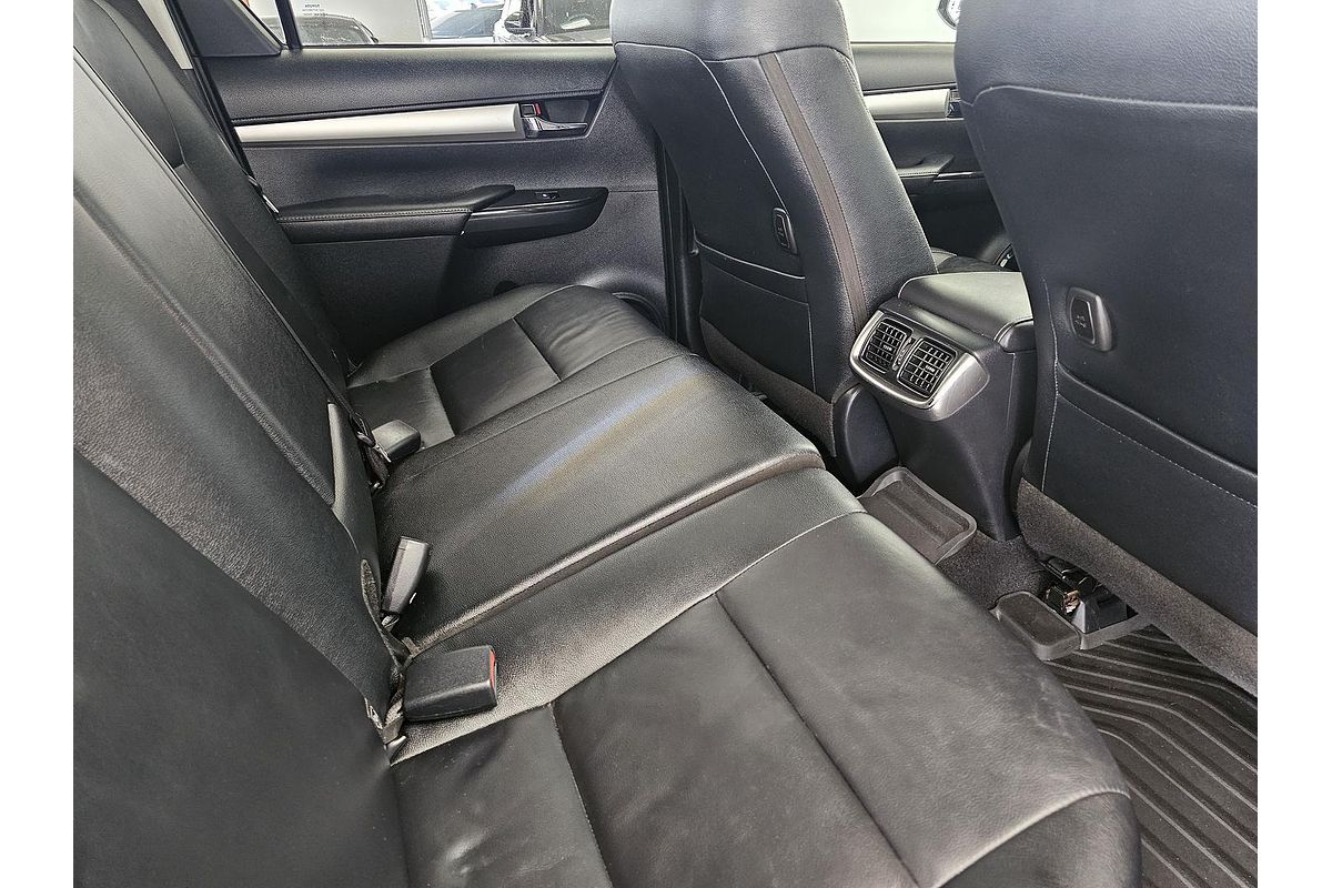 2018 Toyota Hilux SR5 GUN126R 4X4
