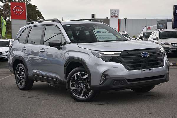 2025 Subaru Forester Premium S6