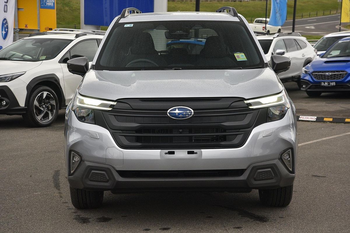 2025 Subaru Forester Premium S6