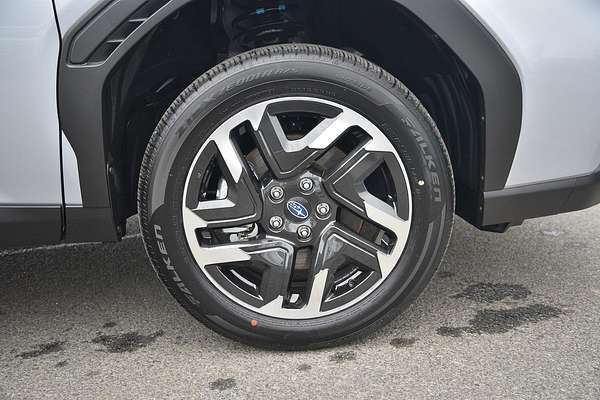 2025 Subaru Forester Premium S6