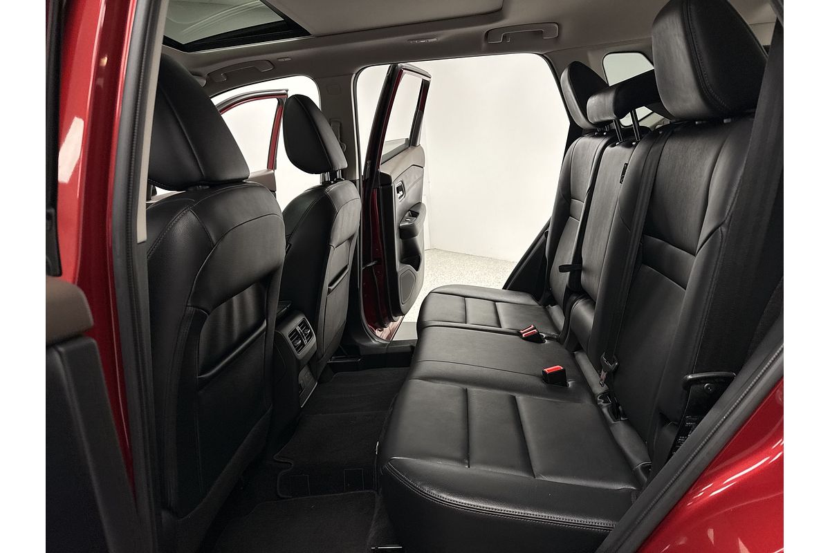 2023 Nissan X-TRAIL Ti e-POWER T33