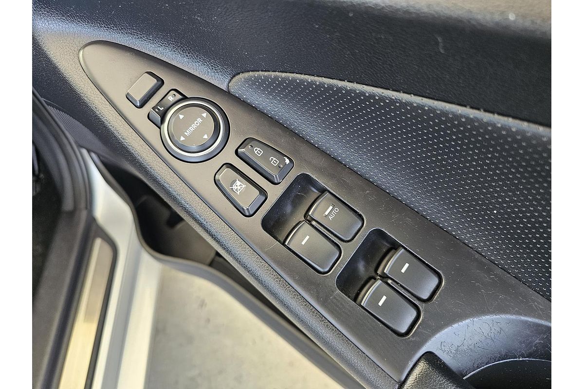 2012 Hyundai i45 Elite YF