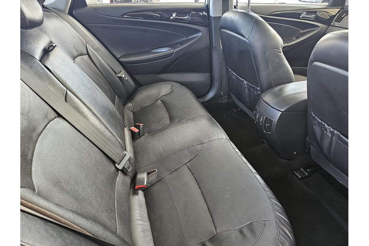 2012 Hyundai i45 Elite YF