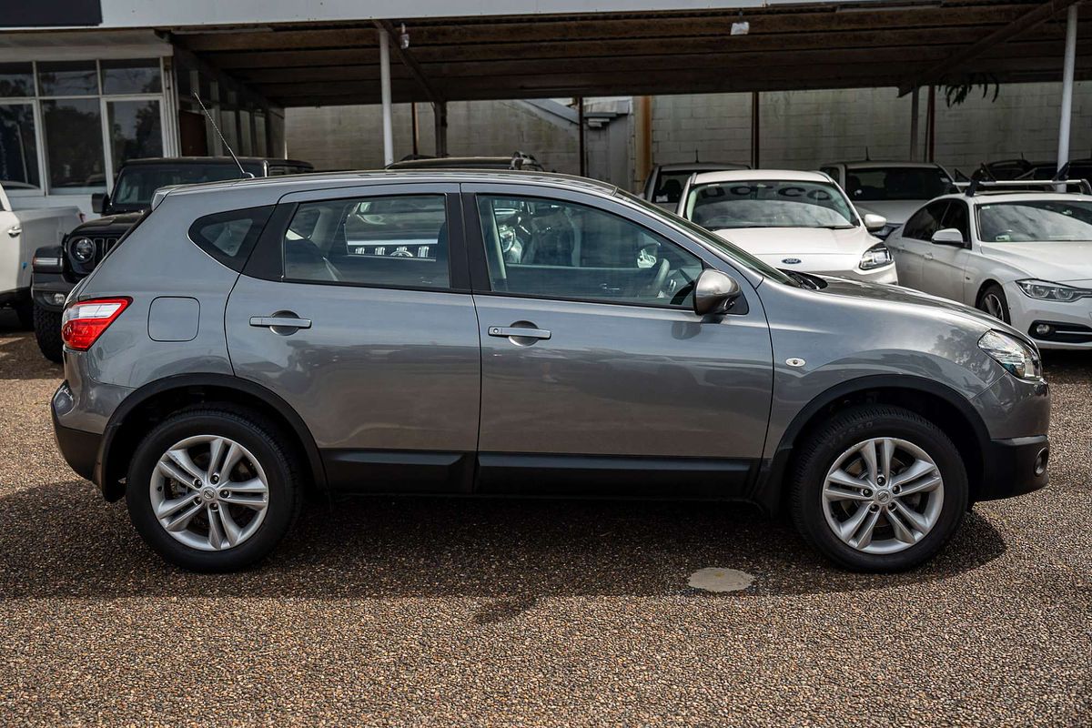 2013 Nissan Dualis ST J10 Series 3