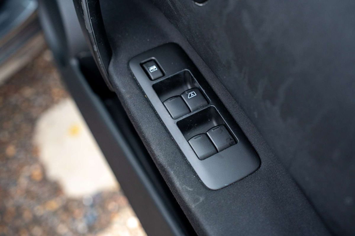 2013 Nissan Dualis ST J10 Series 3