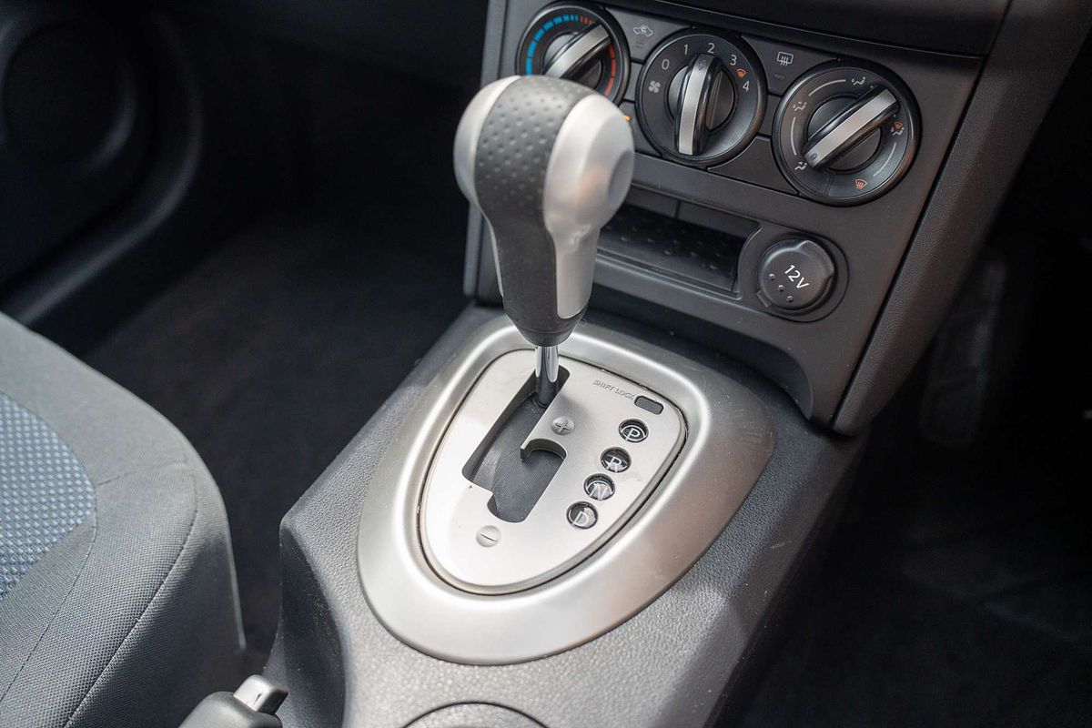 2013 Nissan Dualis ST J10 Series 3