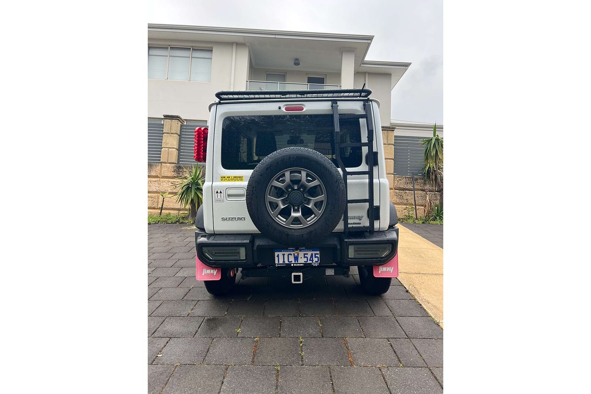 2023 Suzuki Jimny GLX GJ