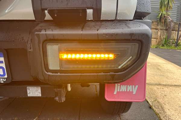 2023 Suzuki Jimny GLX GJ