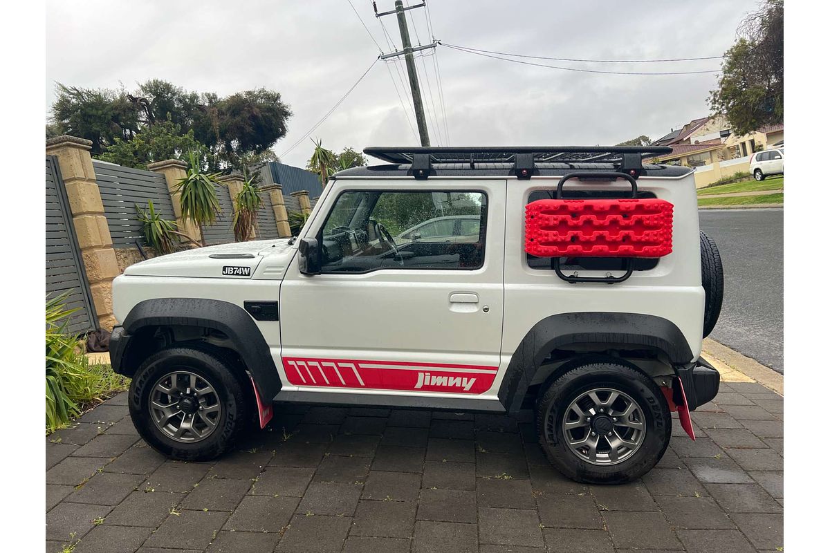 2023 Suzuki Jimny GLX GJ