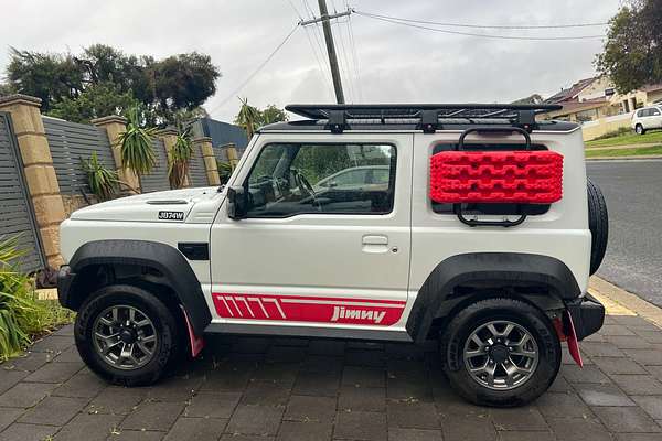 2023 Suzuki Jimny GLX GJ