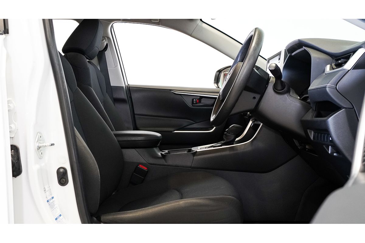 2019 Toyota RAV4 GX AXAH54R