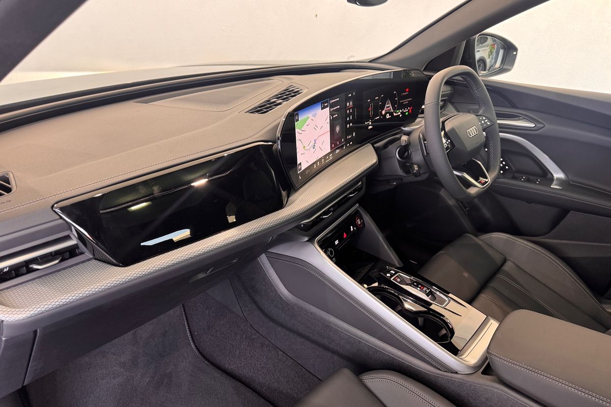 2025 Audi SQ5 Edition One GU