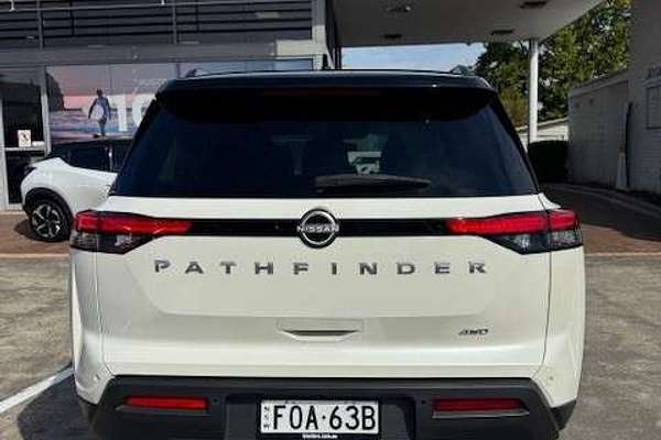 2024 Nissan Pathfinder Ti R53