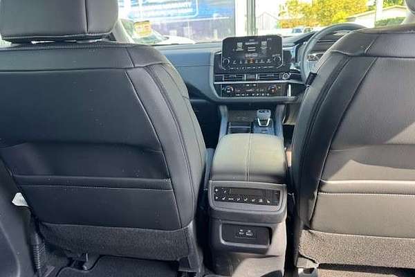 2024 Nissan Pathfinder Ti R53