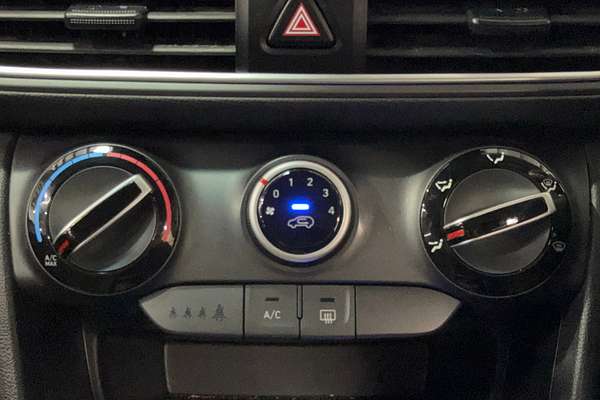 2020 Hyundai Kona Go OS.3