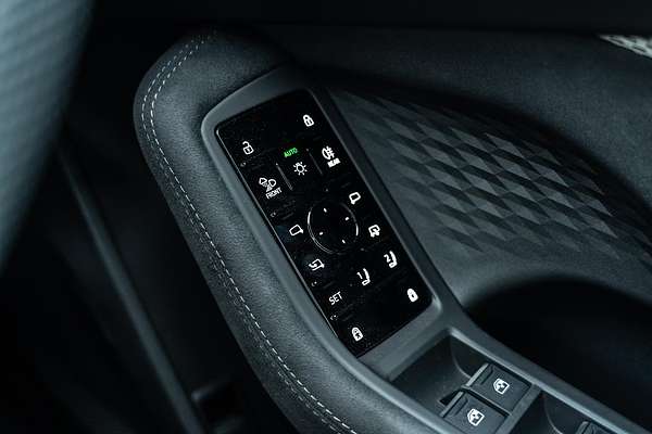 2025 Audi S5 edition one B10