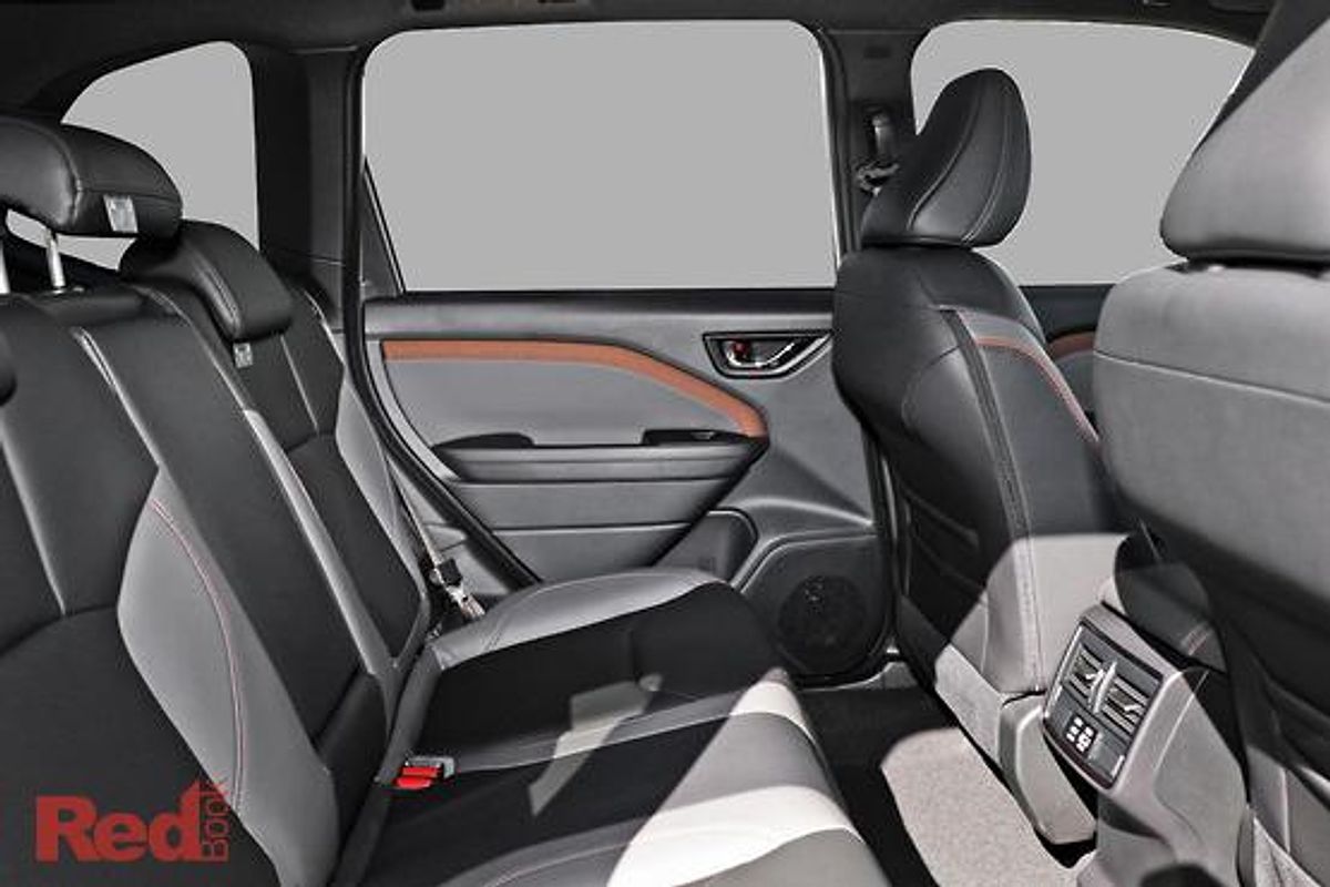 2025 Subaru Forester Hybrid Sport S6