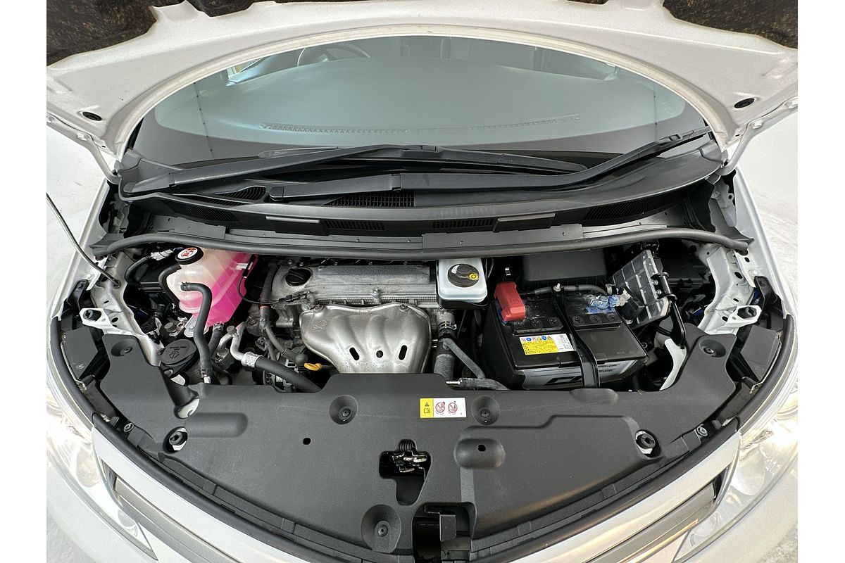 2019 Toyota Tarago GLi ACR50R