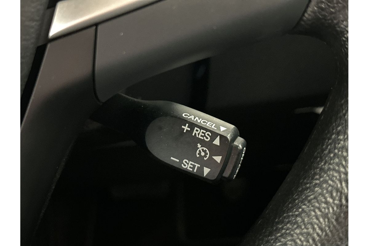 2019 Toyota Tarago GLi ACR50R