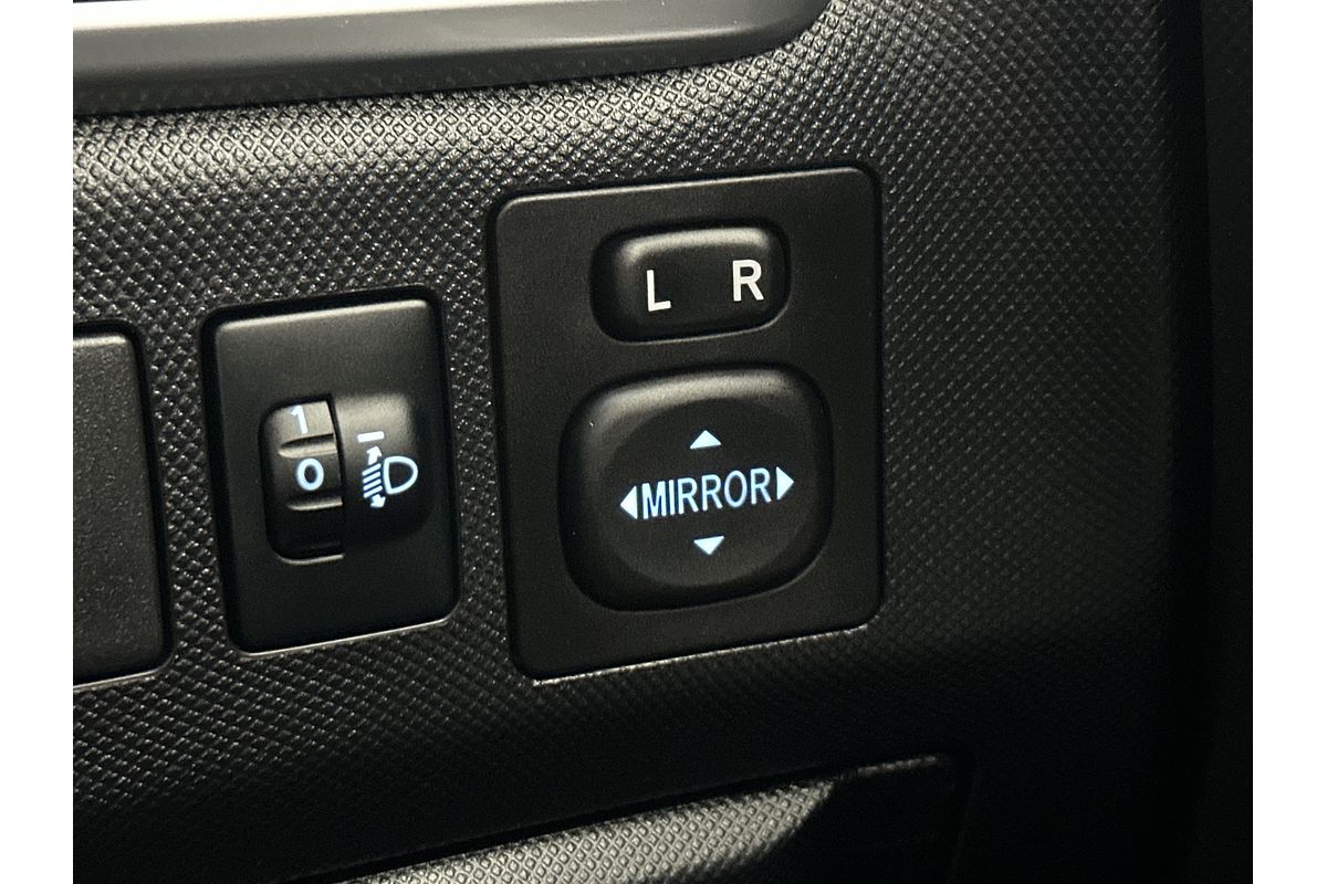 2019 Toyota Tarago GLi ACR50R