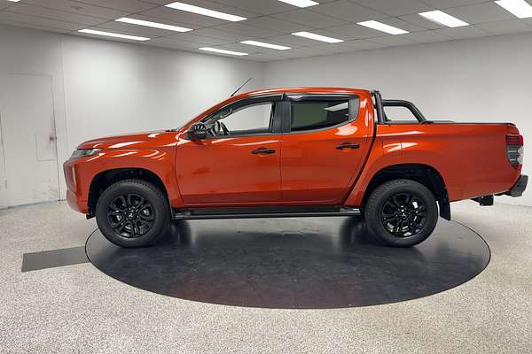 2022 Mitsubishi Triton GSR MR 4X4