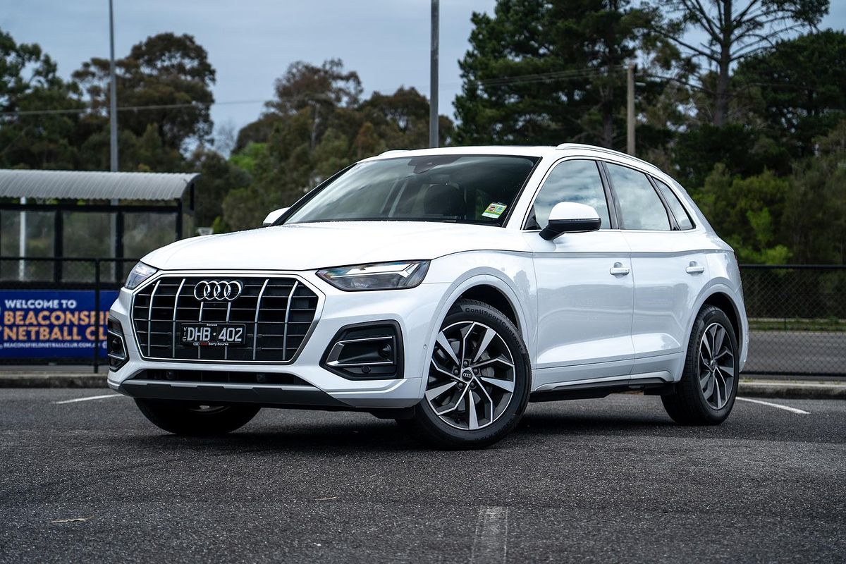 2024 Audi Q5 35 TDI FY