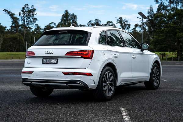 2024 Audi Q5 35 TDI FY