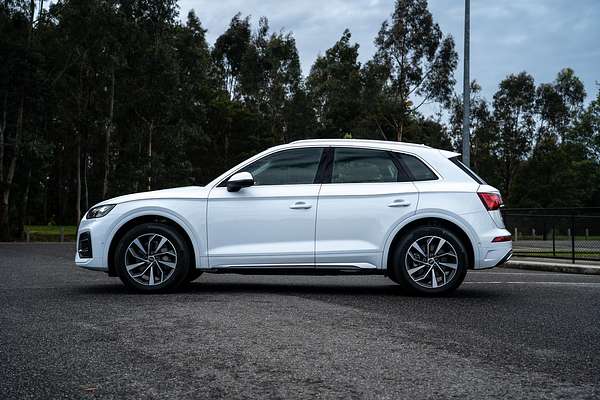 2024 Audi Q5 35 TDI FY