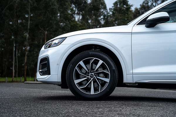 2024 Audi Q5 35 TDI FY