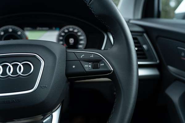 2024 Audi Q5 35 TDI FY