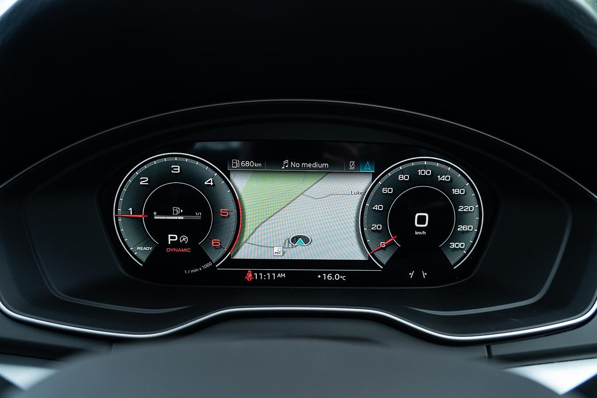 2024 Audi Q5 35 TDI FY