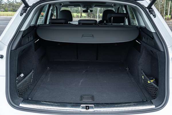 2024 Audi Q5 35 TDI FY