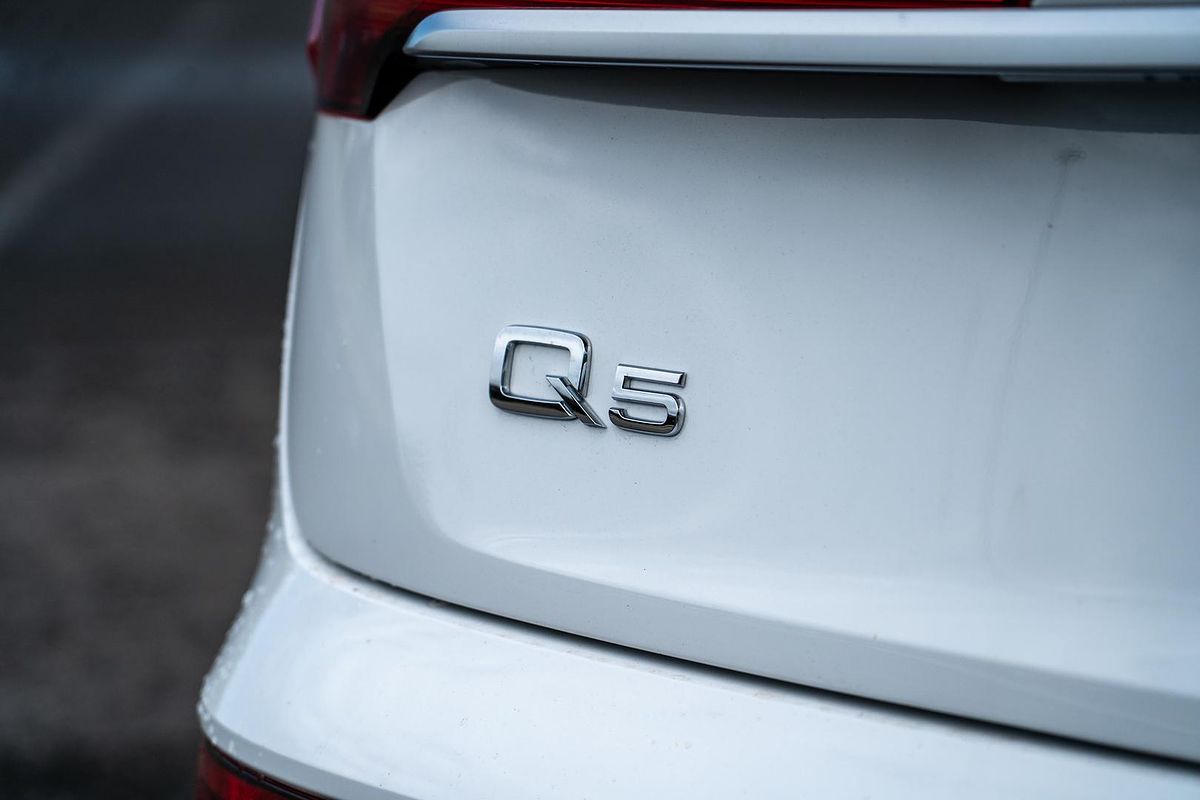2024 Audi Q5 35 TDI FY
