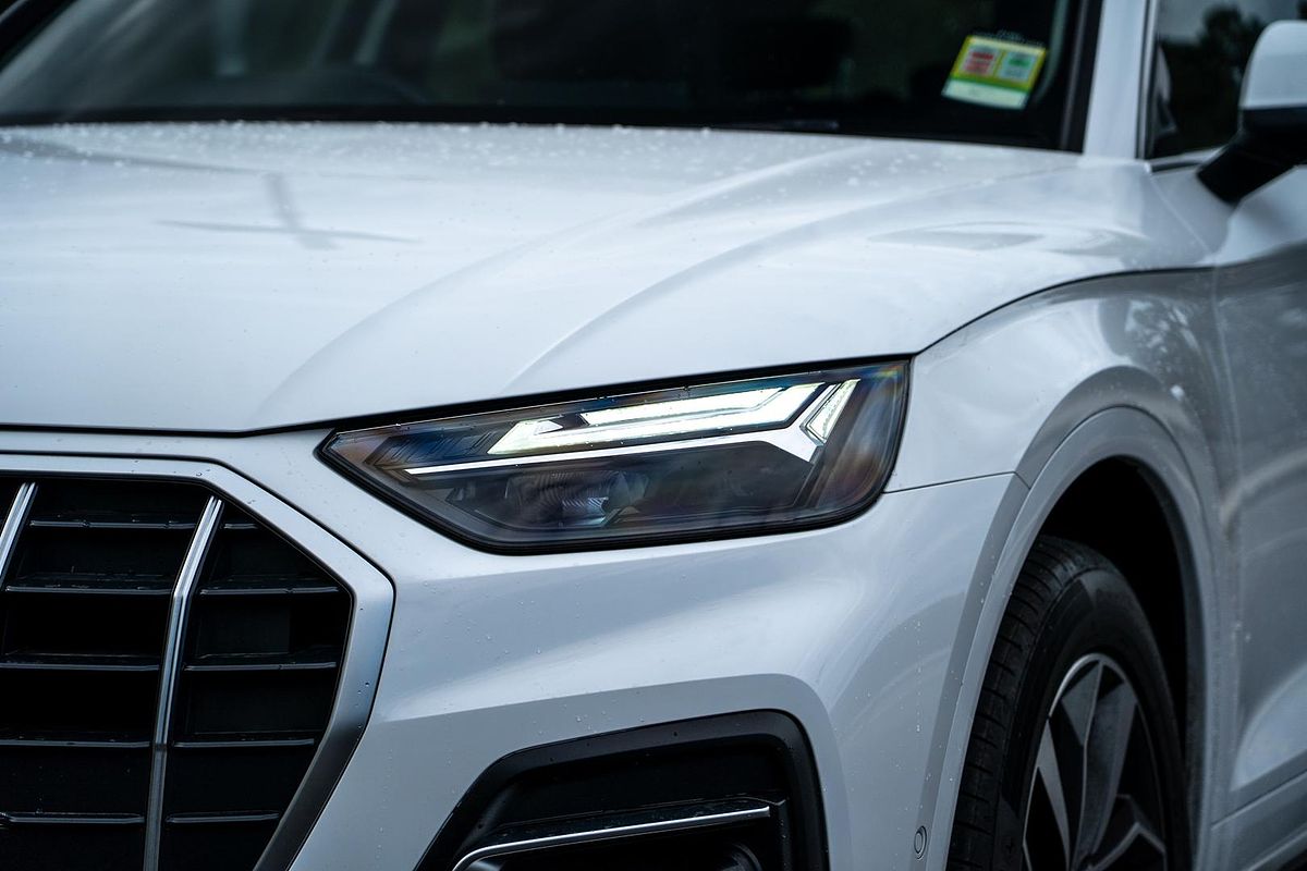 2024 Audi Q5 35 TDI FY