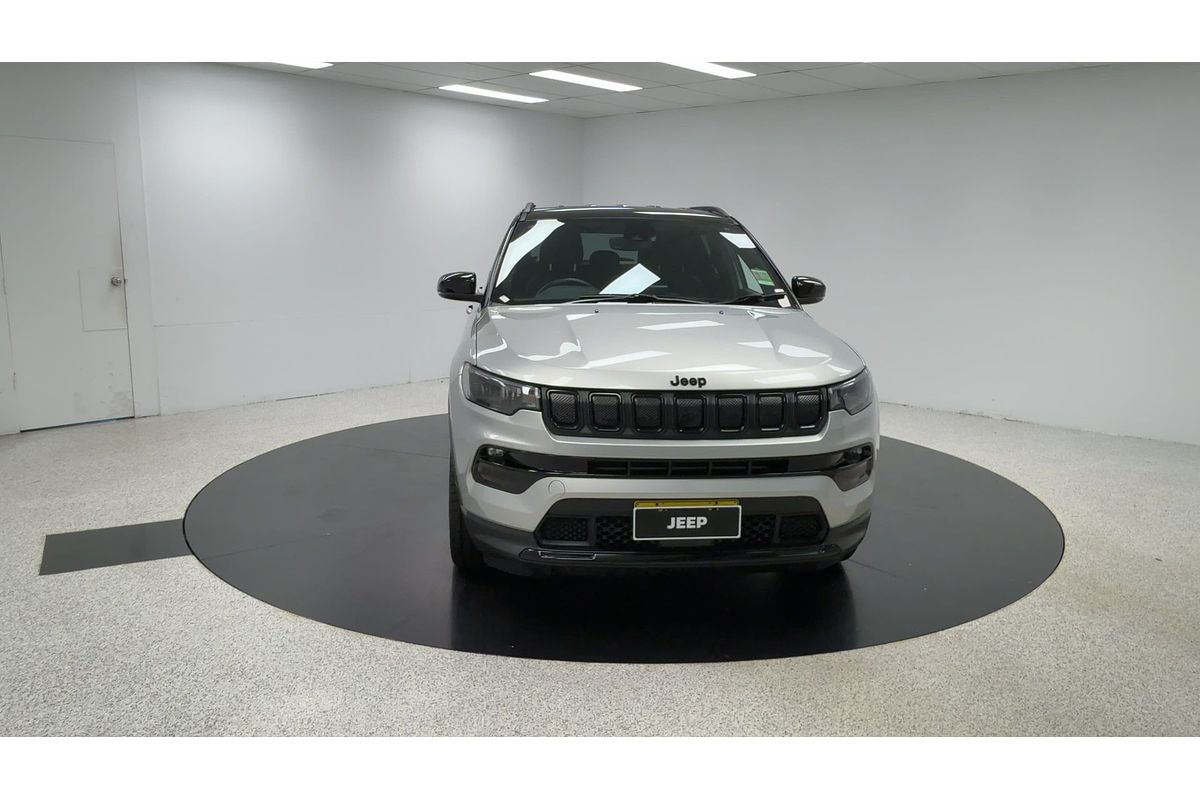 2023 Jeep Compass Night Eagle M6