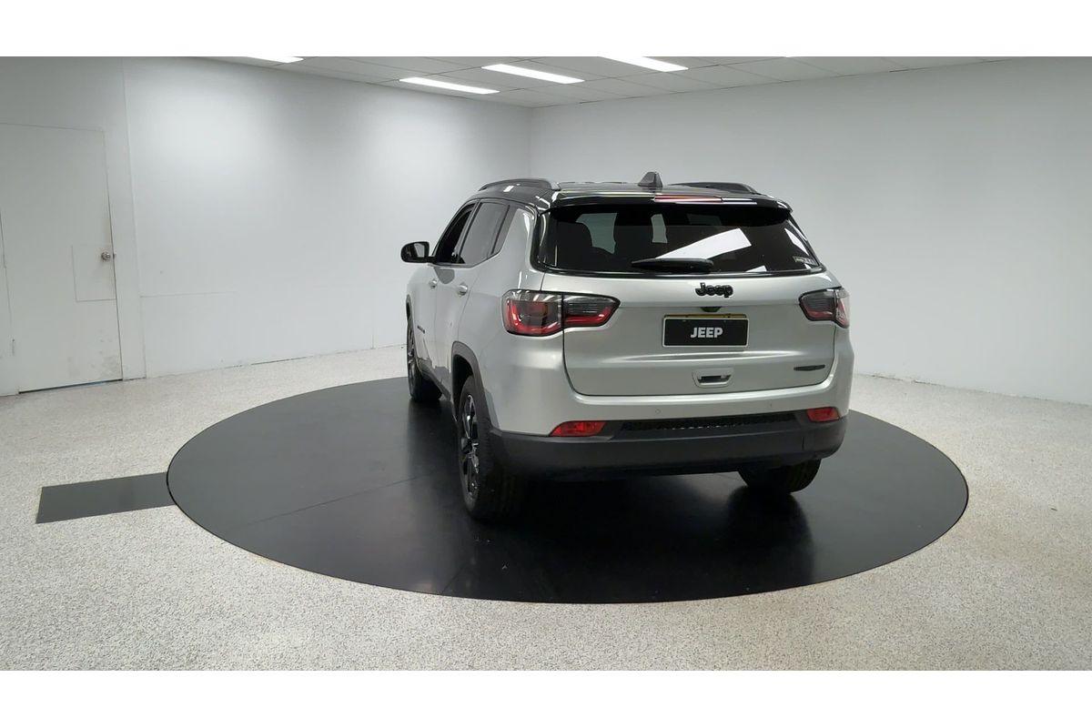 2023 Jeep Compass Night Eagle M6
