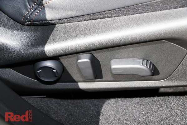 2025 Subaru Forester Hybrid Touring S6