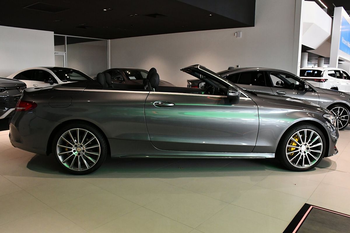 2016 Mercedes-Benz C-Class C300 A205