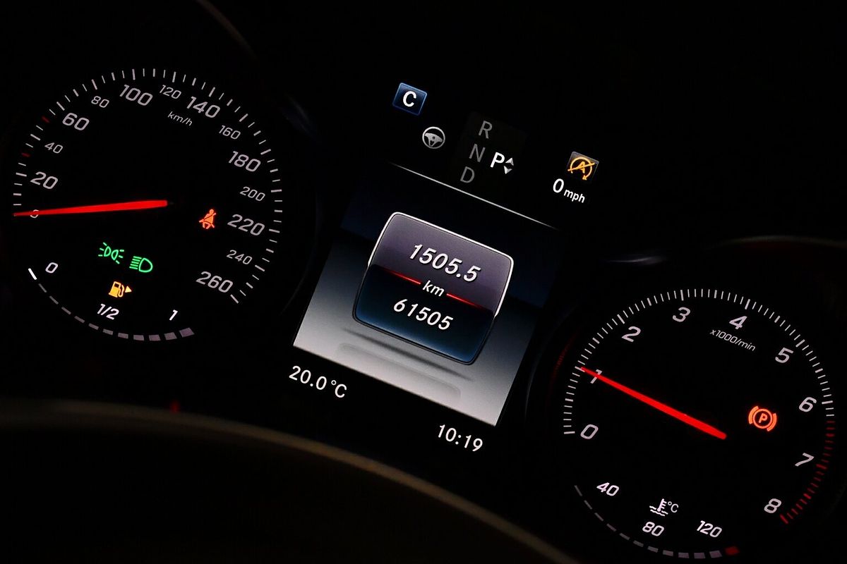 2016 Mercedes-Benz C-Class C300 A205