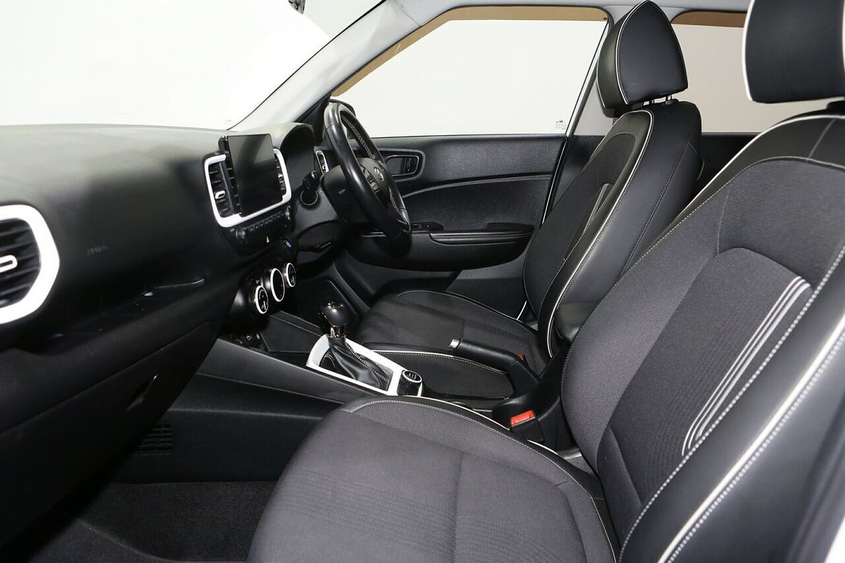 2021 Hyundai Venue Elite QX.V4