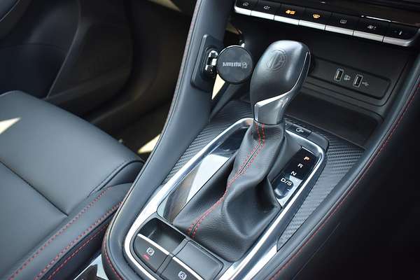 2023 MG ZST Excite