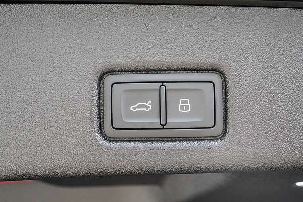 2025 Audi Q5 TFSI 150kW GU