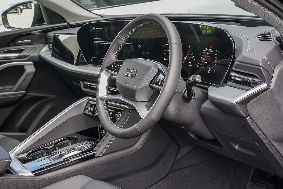 2025 Audi Q5 TFSI 150kW GU