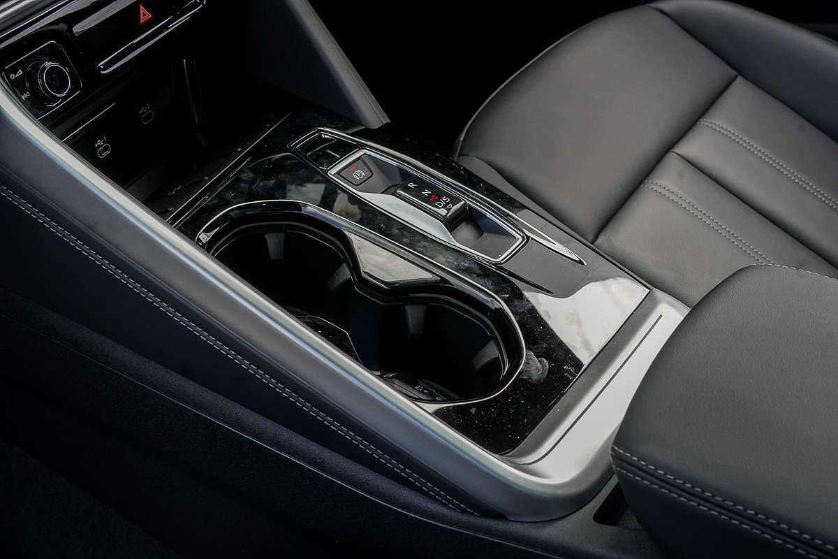 2025 Audi Q5 TFSI 150kW GU