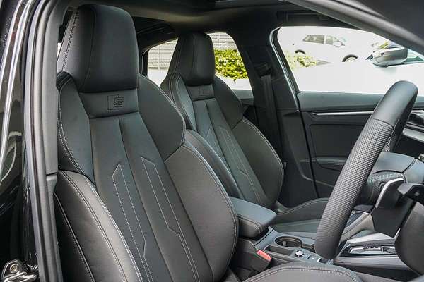 2025 Audi A3 35 TFSI S line GY