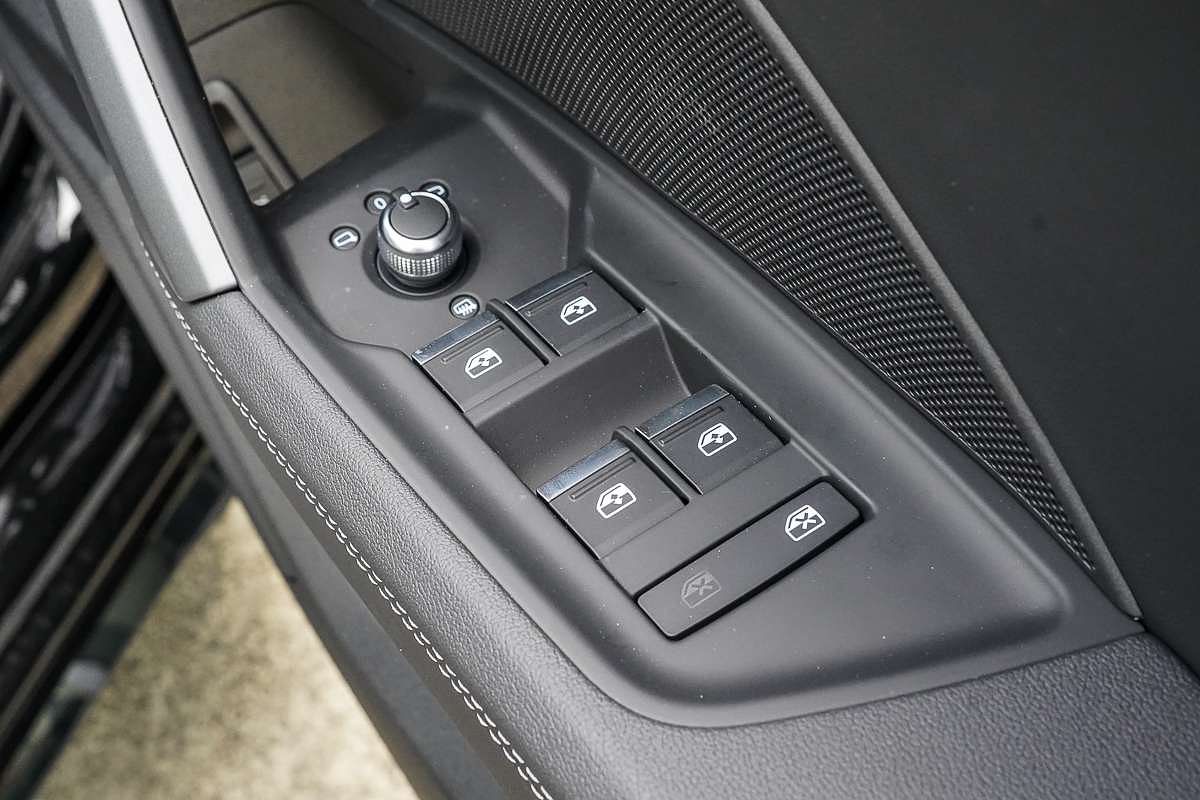 2025 Audi A3 35 TFSI S line GY