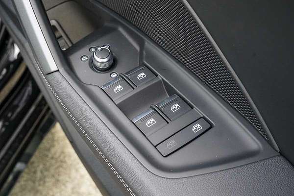 2025 Audi A3 35 TFSI S line GY