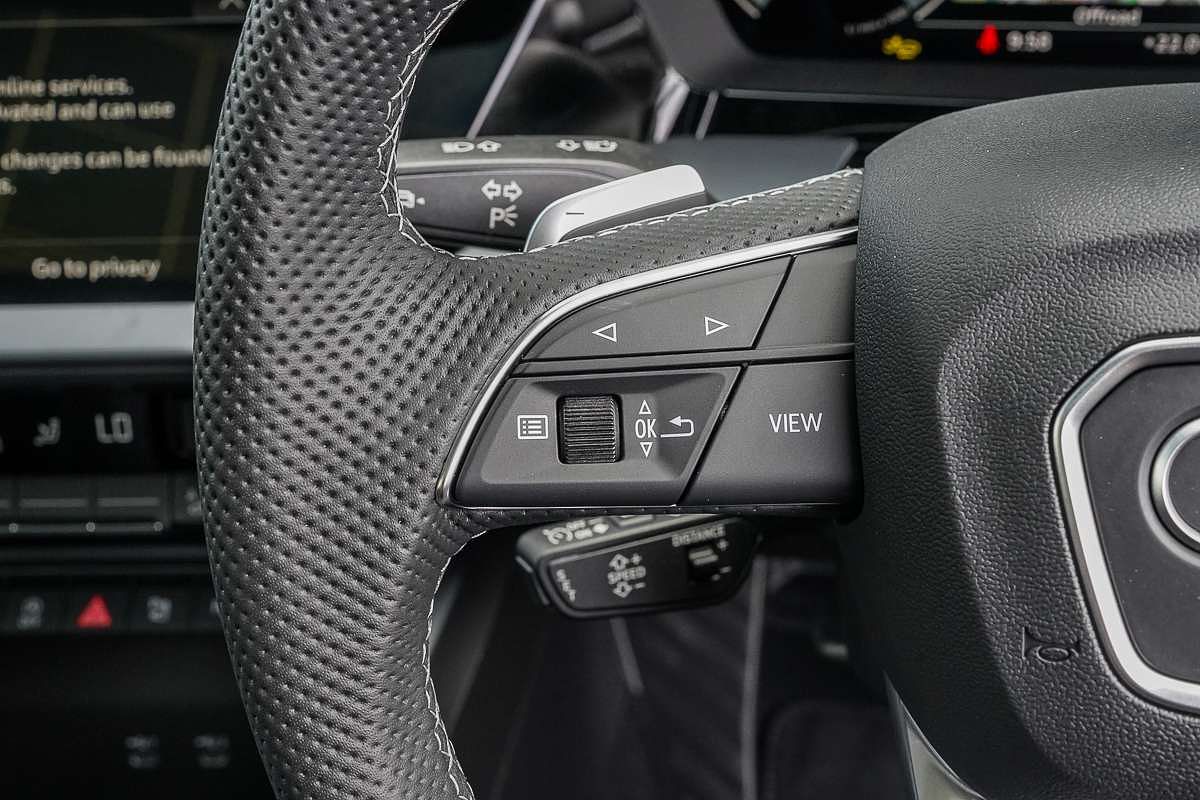 2025 Audi A3 35 TFSI S line GY