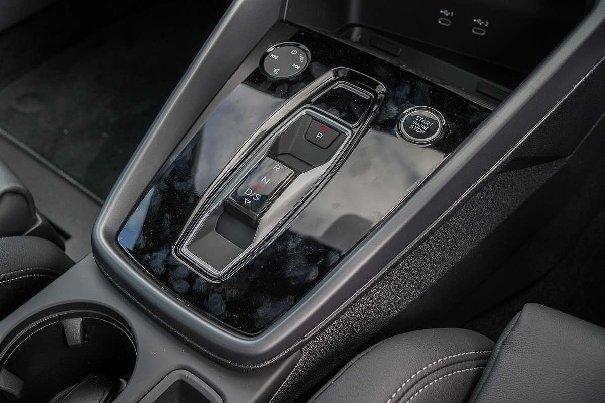 2025 Audi A3 35 TFSI S line GY